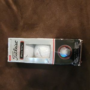 Titleist Pro V1x  NWT